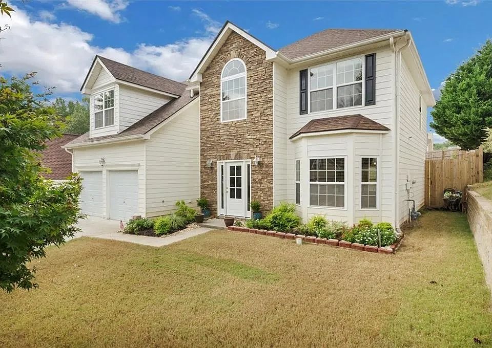 1st image of 435 Rockbass Rd