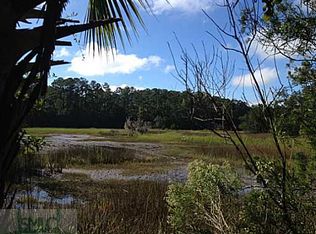 108 Commodore Dr, Savannah, GA 31410