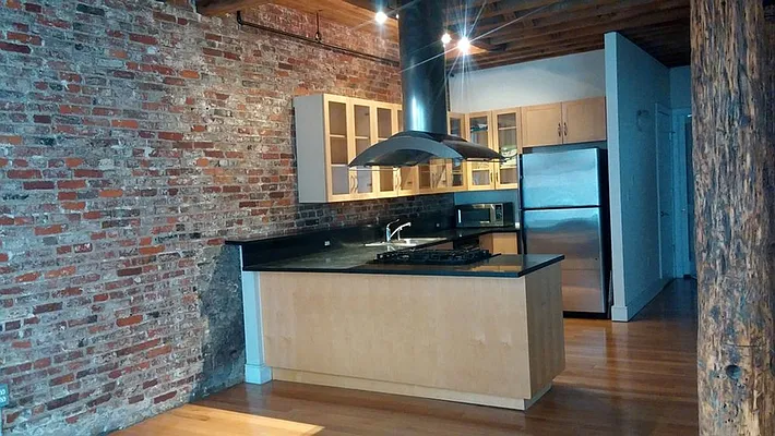 Rented by The Durst Organization | media 27