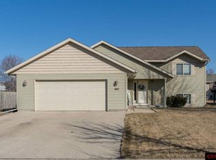 108 Cheetah Ln, Mankato, MN 56001