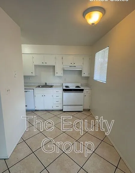 310 N Orange Ave #12 — Photo 6