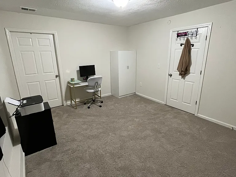 6786 Browns Mill Ferry Ct — Photo 5