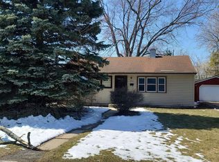 5515 N 26th St, Milwaukee, WI 53209