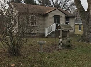 1366 Arcadia Dr NE, Grand Rapids, MI 49525