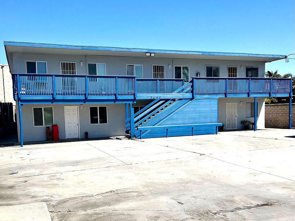 1st image of 3640 Pio Pico Dr E