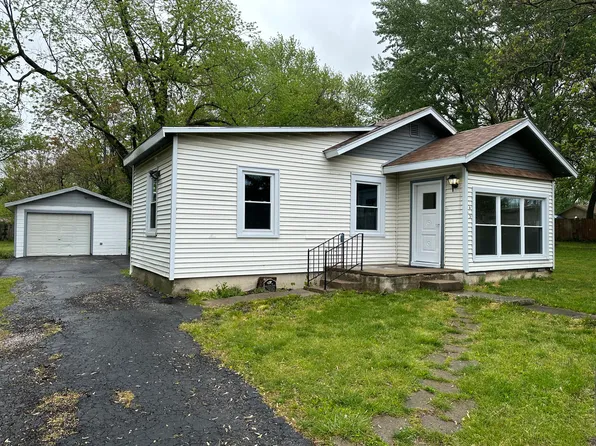 1443 E 24th Street, Springfield, MO 65803
