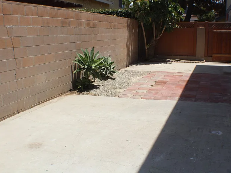 2202 Phelan Ln #HOME — Photo 14