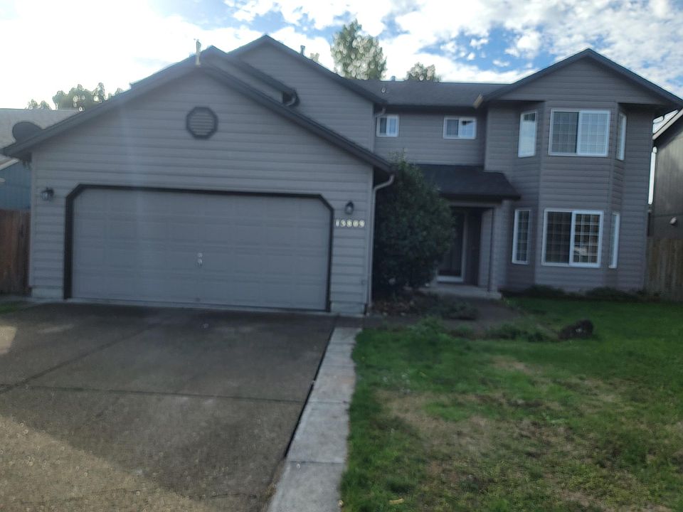 1st image of 15809 NE 90th St