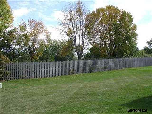 2nd image of 617 S 195th St