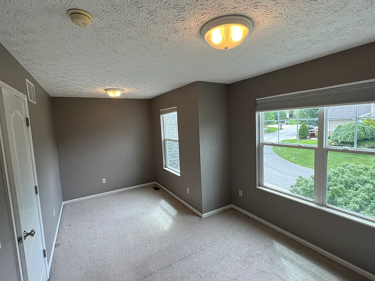 2494 Cedar Creek Ln — Photo 30