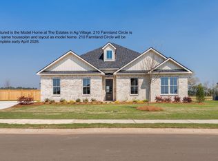 210 Farmland Cir, Perry, GA 31069