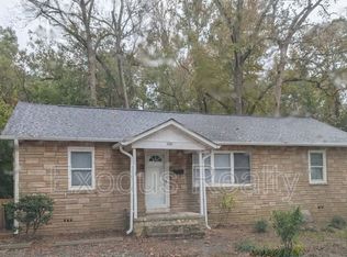 414 Maple Ave, Sanford, NC 27330