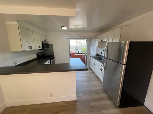 Villa Regency Apartments