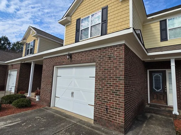 5114 Chapel Ln, Fayetteville, NC 28314