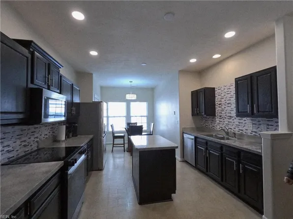 4025 Palmer Ct, Suffolk, VA 23435