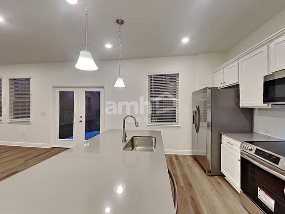 3rd image of 27098 Saint Andrews Ave