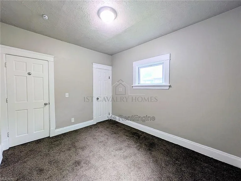 10302 Lamontier Ave — Photo 5