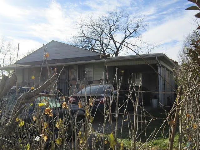 1383 Miller Ave photo 1