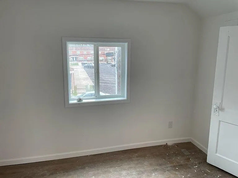Unit Photo