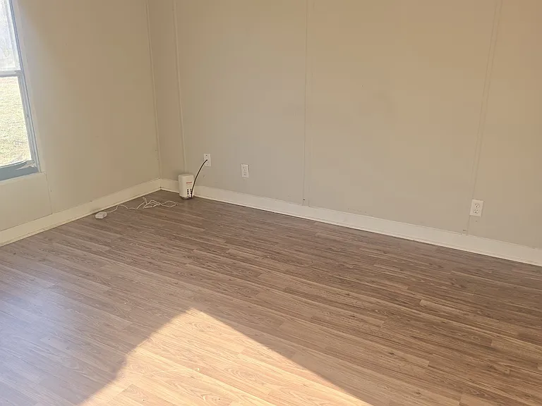110 Deborah Dr — Photo 40