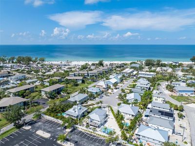 7 Palm Harbor Dr, Holmes Beach, FL, 34217