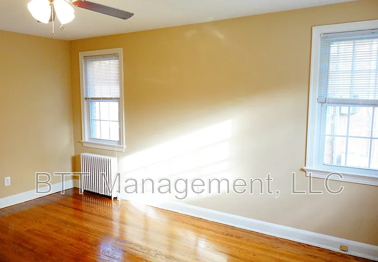 8107 Greenwood Ave #2 — Photo 8