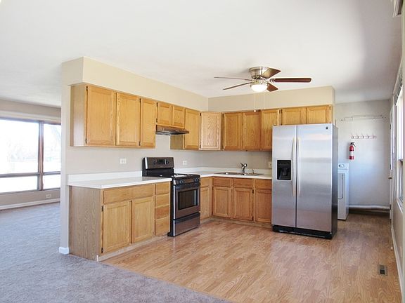 3rd image of 36854 N Grandwood Dr