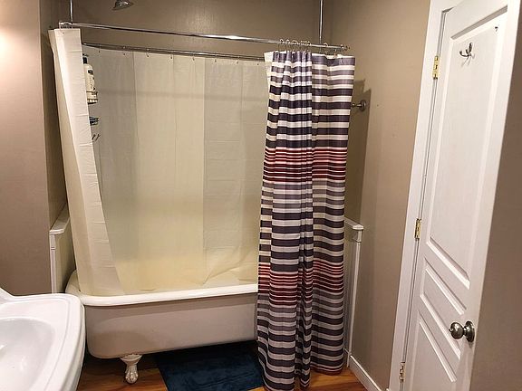 3rd image of 2511 Mule Barn Aly Unit A