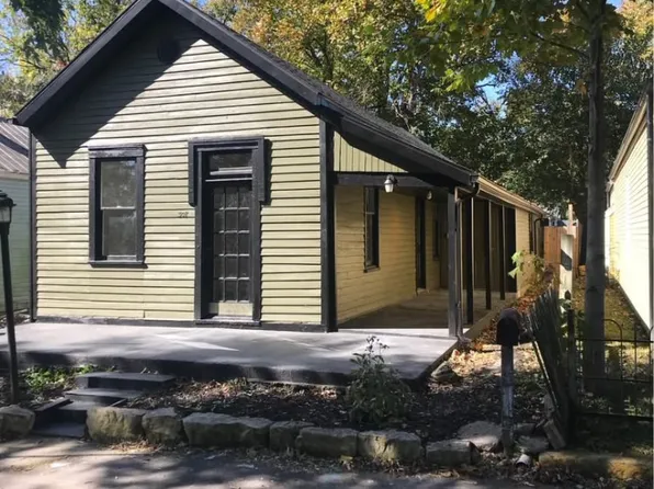 307 Madison St, Madison, IN 47250