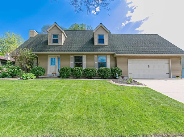 111 W Morningside Dr, Kaukauna, WI 54130