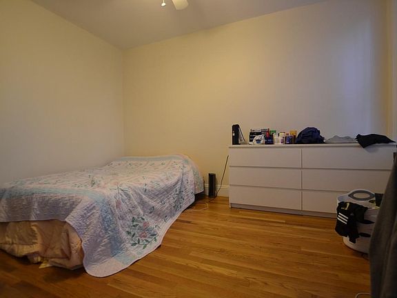 4th image of 28 Quint Ave APT 21G