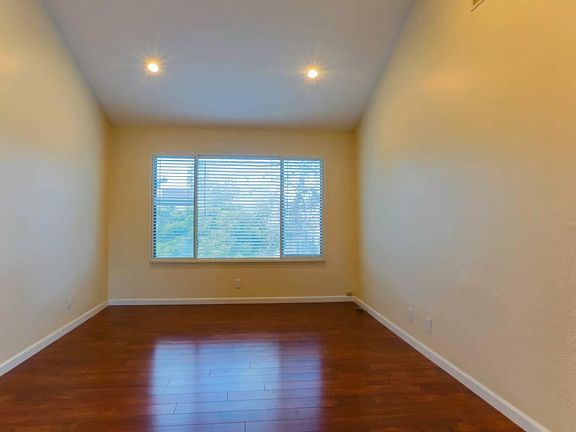 2nd image of 6412 Buena Vista Dr #C