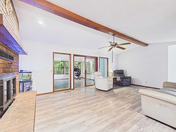 4th image of 93 Partridge Dr