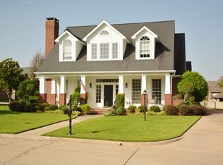 8 Griffith Ct, Terrell, TX 75160