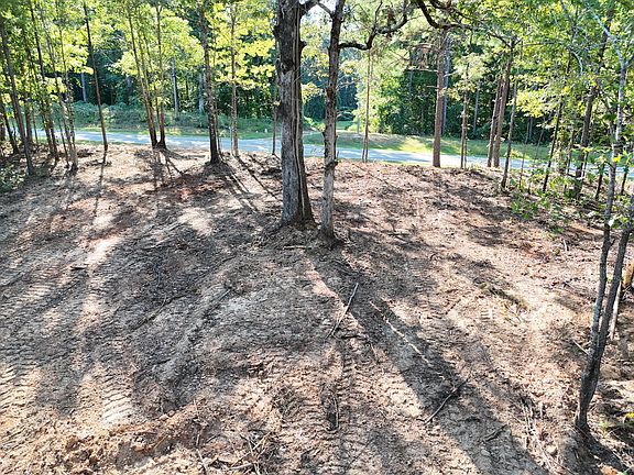 3rd image of 150 County Rd