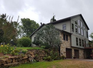 5404 N Dutch Hollow Rd, Potosi, WI 53820