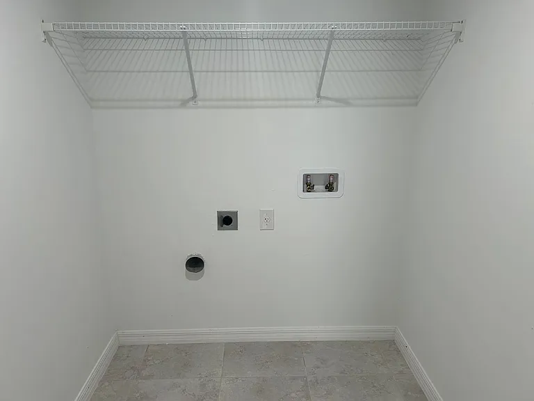 2825 NW 25th Ln — Photo 25