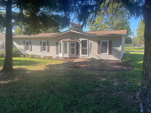 3900 Rainbow Dr, New Albany, IN 47150