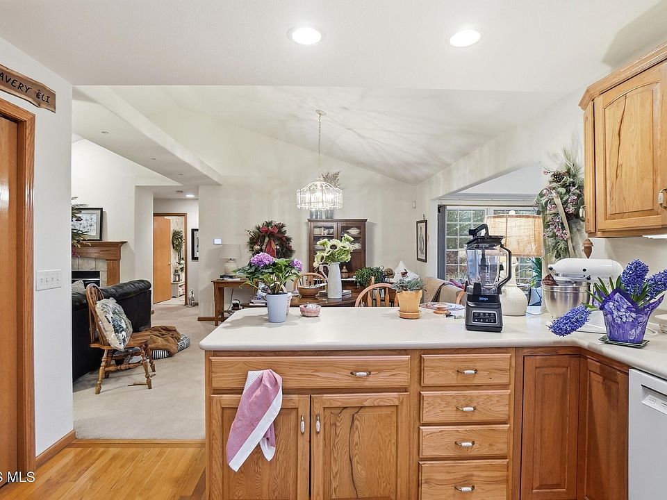 16th image of this home