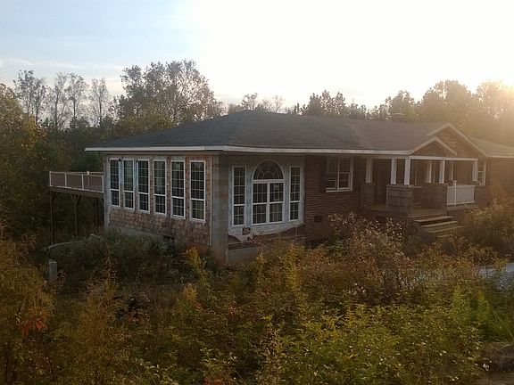 2nd image of 157 Homes Pond Ln