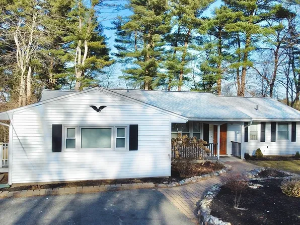 101 Russell St, Peabody, MA 01960