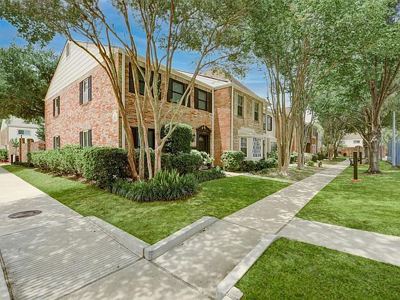 2nd image of 14436 Misty Meadow Ln