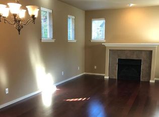 760 NE 72nd Ave, Hillsboro, OR 97124