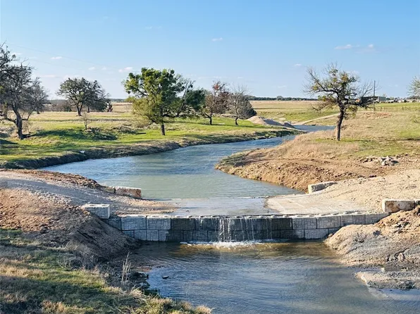 505 County Road 4205, Cranfills Gap, TX 76637