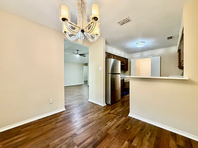 3205 Bryan St — Photo 18