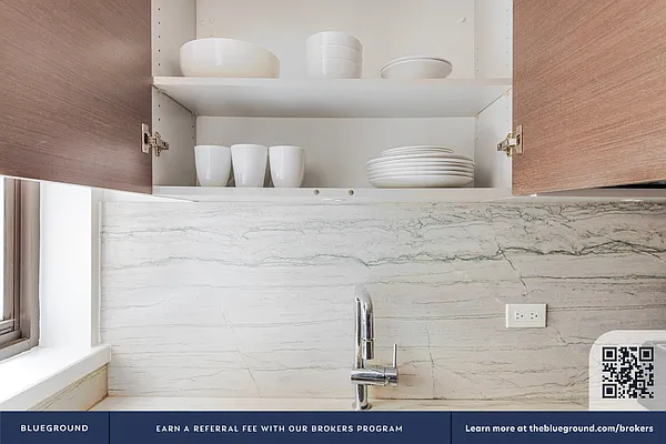 Rented by The Blueground | media 9