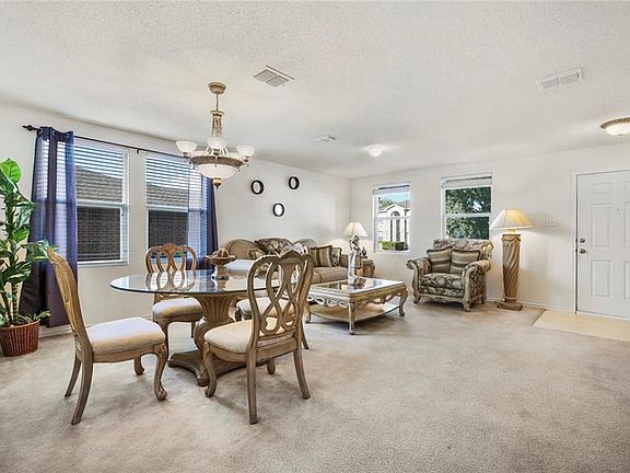 5th image of 2609 Teal Cove Ln