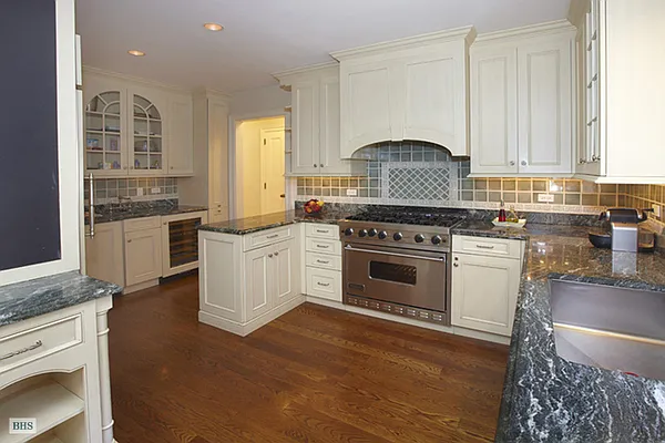 Sold by Brown Harris Stevens | media 9