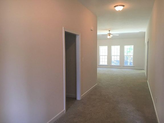 5th image of 675 Ventana Dr