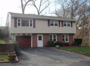 94 Inman Ave, Warwick, RI 02886